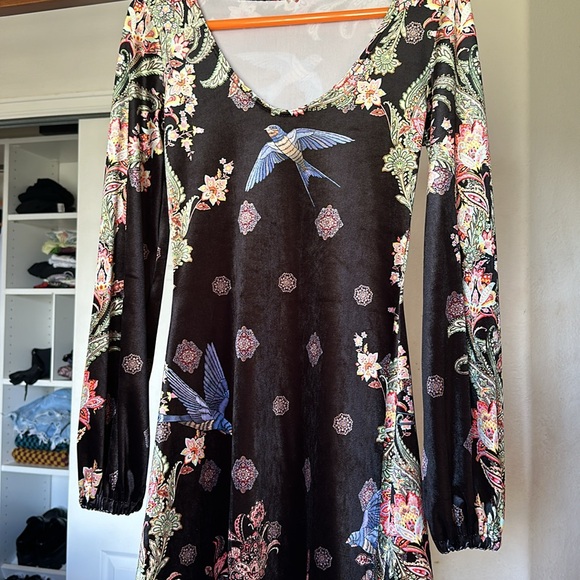 Blackmilk Waiting in the Wings Velvet Bishop dress - Picture 6 of 7